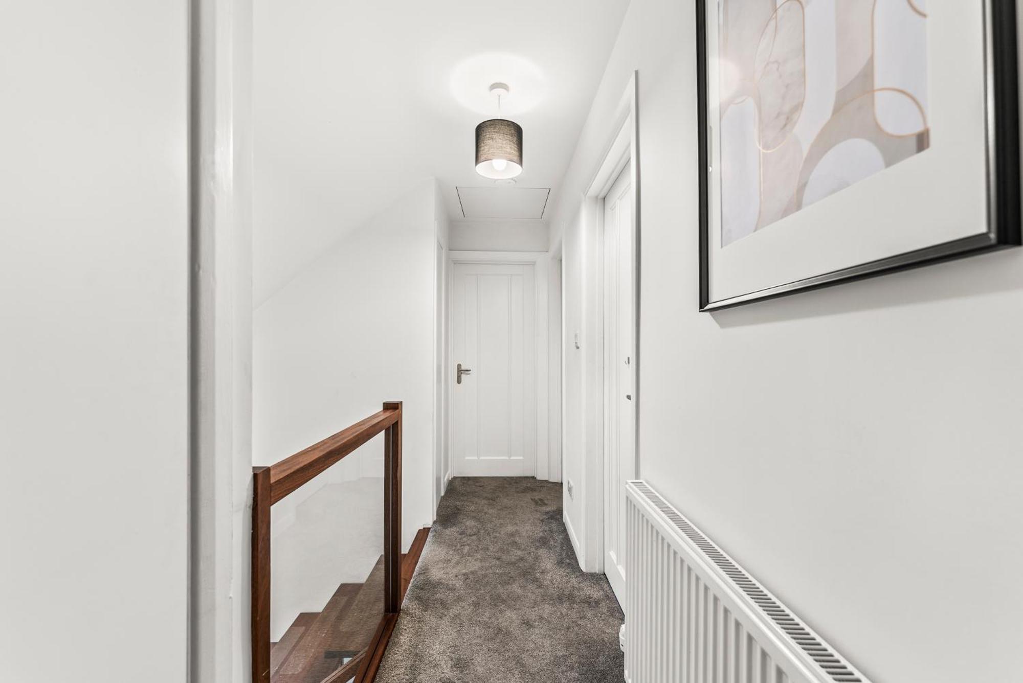 Elegant Retreat In Cheltenham - Garden & Parking Included Bagian luar foto
