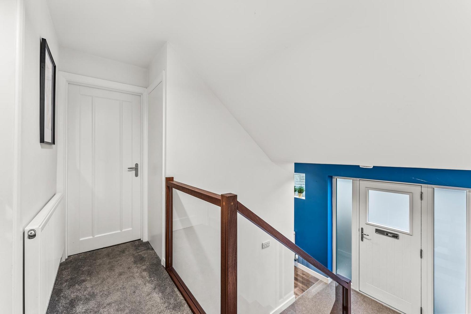 Elegant Retreat In Cheltenham - Garden & Parking Included Bagian luar foto